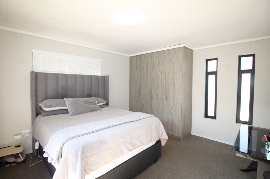 3 Bedroom Property for Sale in Nahoon Valley Park Eastern Cape